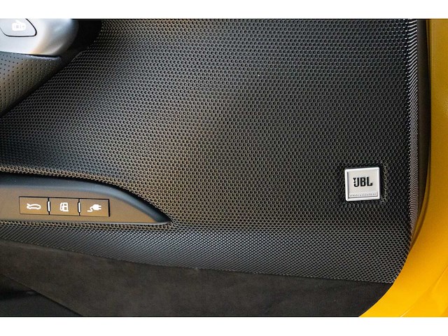 2023 ferrari 296 gtb | hybrid italian supercar - afbeelding 26 van  82