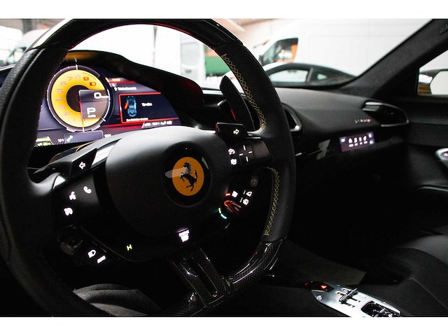 2023 ferrari 296 gtb | hybrid italian supercar - afbeelding 43 van  82
