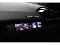 2023 ferrari 296 gtb | hybrid italian supercar - afbeelding 44 van  82