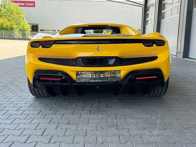 2023 ferrari 296 gtb | hybrid italian supercar - afbeelding 57 van  82