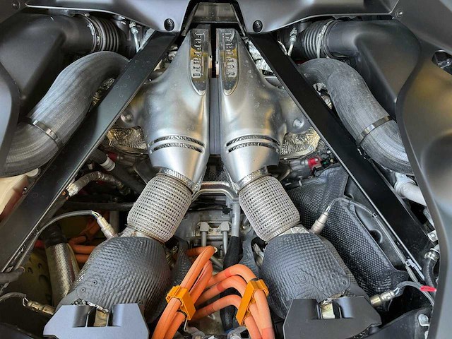 2023 ferrari 296 gtb | hybrid italian supercar - afbeelding 68 van  82
