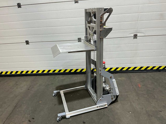 2023 genie ll5.5 kanaallift - afbeelding 7 van  12