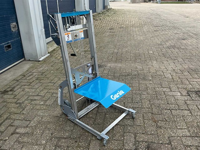 2023 genie ll5.5 kanaallift - afbeelding 8 van  13