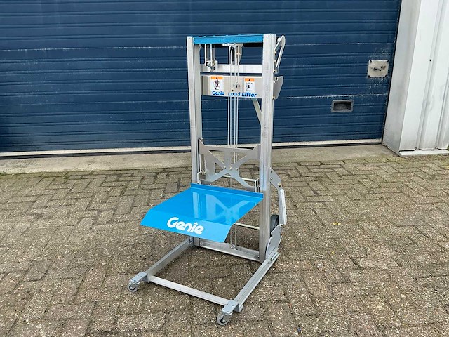 2023 genie ll5.5 kanaallift - afbeelding 6 van  13