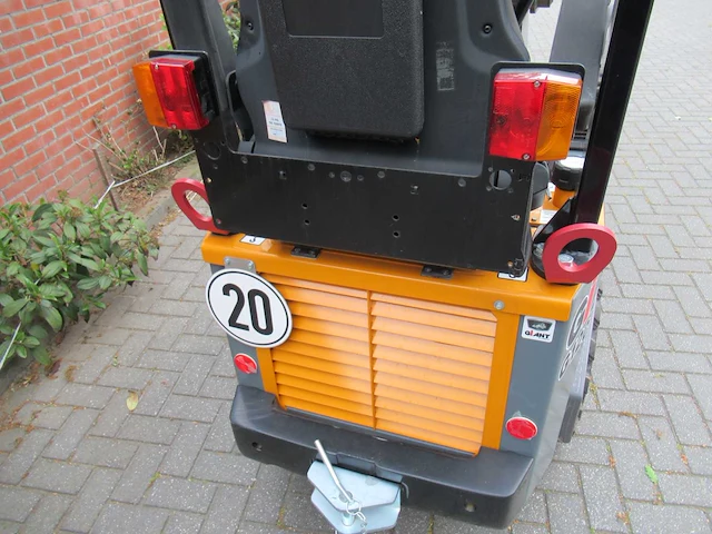 2023 giant g-1200 mini shovel “demo model” - afbeelding 10 van  12
