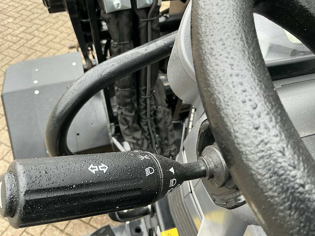 2023 giant g2200 e w23 wiellader - afbeelding 29 van  30