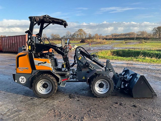 2023 giant g2200 x-tra hd shovel - afbeelding 30 van  33