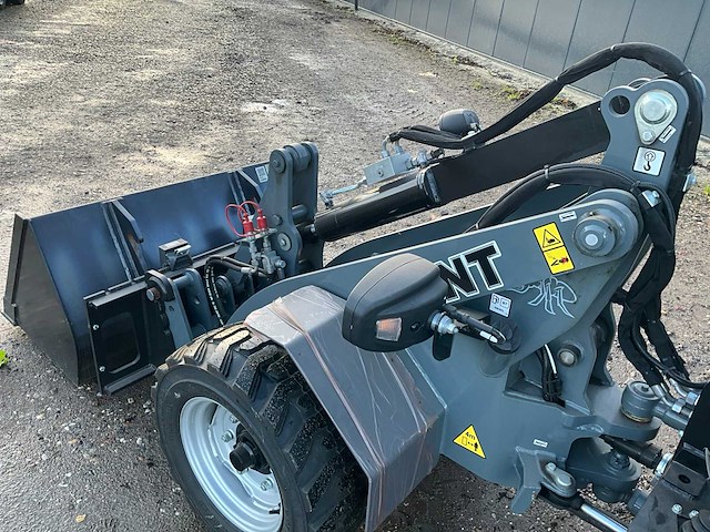 2023 giant g2200 x-tra hd shovel - afbeelding 22 van  33