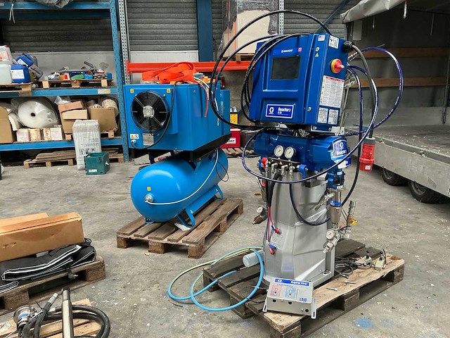 2023 graco e-30 reactor met compressor en toebehoren - afbeelding 1 van  13
