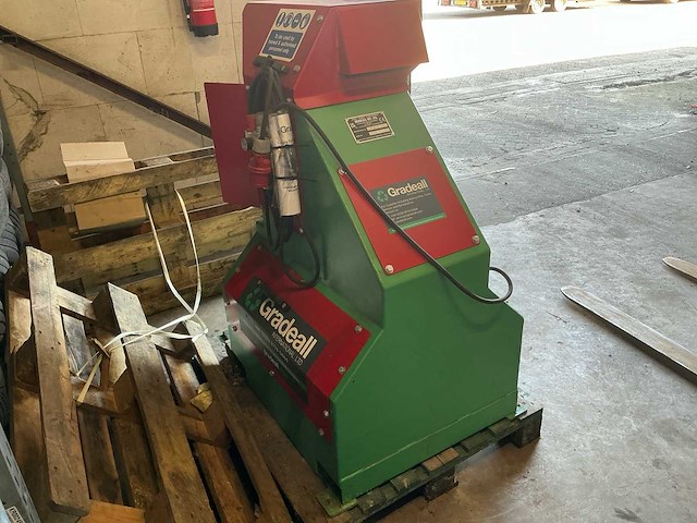 2023 gradeall c swc banden snij machine - afbeelding 10 van  16