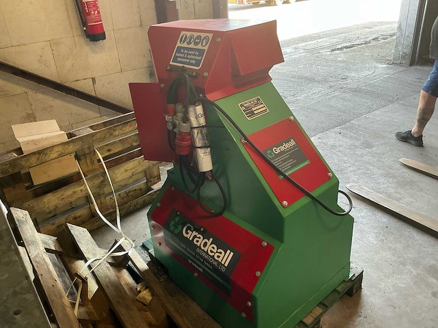 2023 gradeall c swc banden snij machine - afbeelding 11 van  16