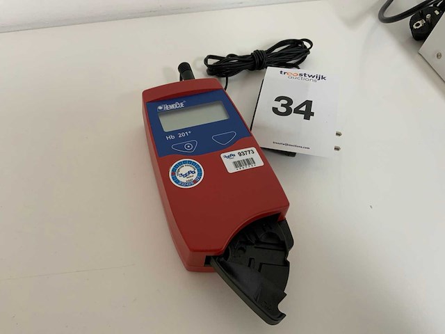2023 hemocue hb 201+ poct-meter - afbeelding 1 van  4