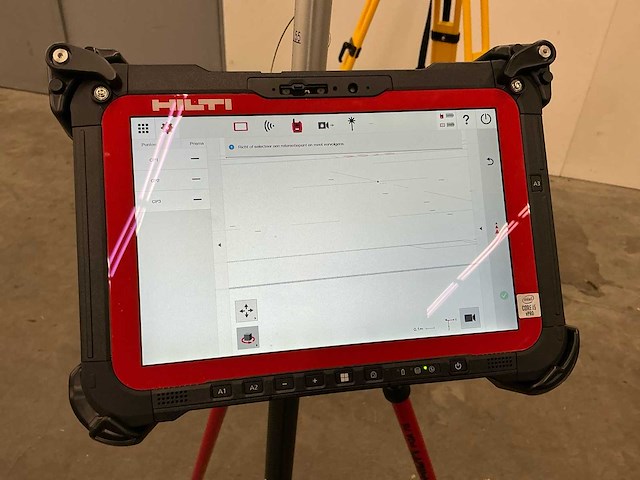 2023 hilti plt 400-2 robotisch lay-outsysteem inclusief veldcontroller, prisma, statieven en accessoires - afbeelding 8 van  40