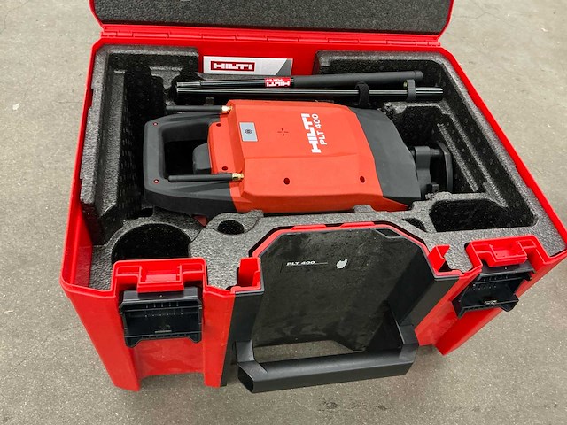 2023 hilti plt 400-2 robotisch lay-outsysteem inclusief veldcontroller, prisma, statieven en accessoires - afbeelding 34 van  40
