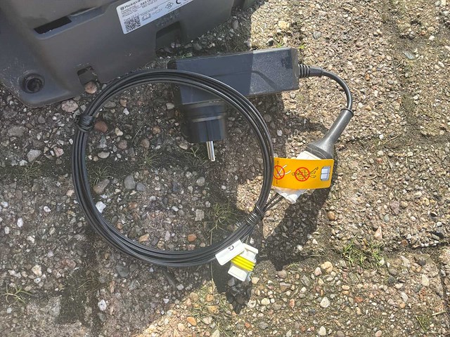 2023 husqvarna 315 robotmaaier - afbeelding 2 van  8