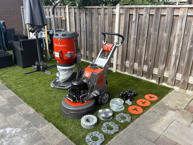 2023 husqvarna pg540 planetaire schuurmachine met stofzuiger - afbeelding 11 van  17