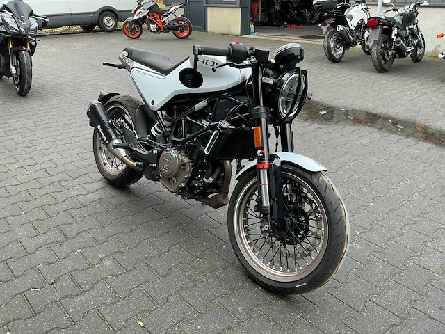 2023 husqvarna vitpilen 401 motorfiets - afbeelding 3 van  11