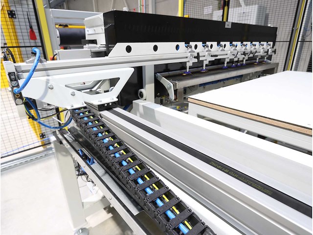 2023 ijssel technologie rol-tot-tafel folie snijlijn - afbeelding 5 van  23