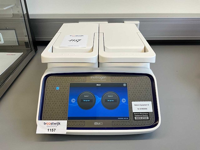 2023 invitrogen door thermo fisher scientific iblot3 western blot transferapparaat - afbeelding 3 van  10