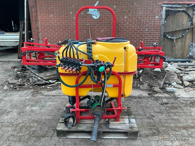 2023 jar-met veldspuit - afbeelding 1 van  22