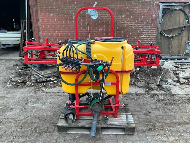 2023 jar-met veldspuit - afbeelding 5 van  22