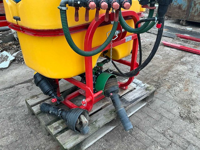 2023 jar-met veldspuit - afbeelding 7 van  22