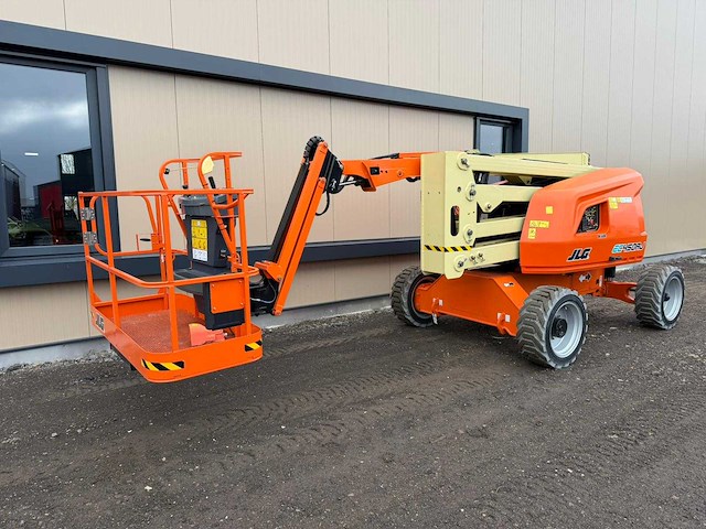 2023 jlg ec450aj knikarmhoogwerker - afbeelding 1 van  17