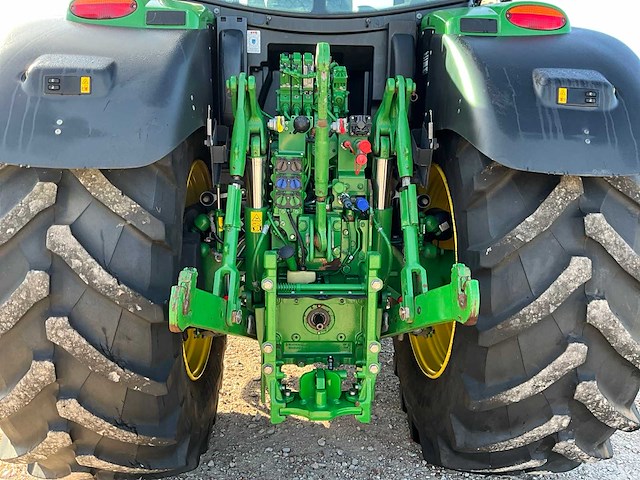 2023 john deere 6r195 vierwielaangedreven landbouwtractor - afbeelding 21 van  58