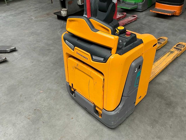 2023 jungheinrich ere120 elektrische palletwagen - afbeelding 5 van  6