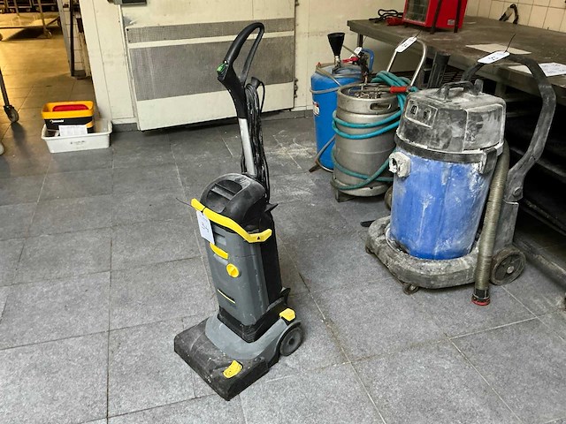 2023 kärcher br30/4 c industriële stofzuiger - afbeelding 1 van  12