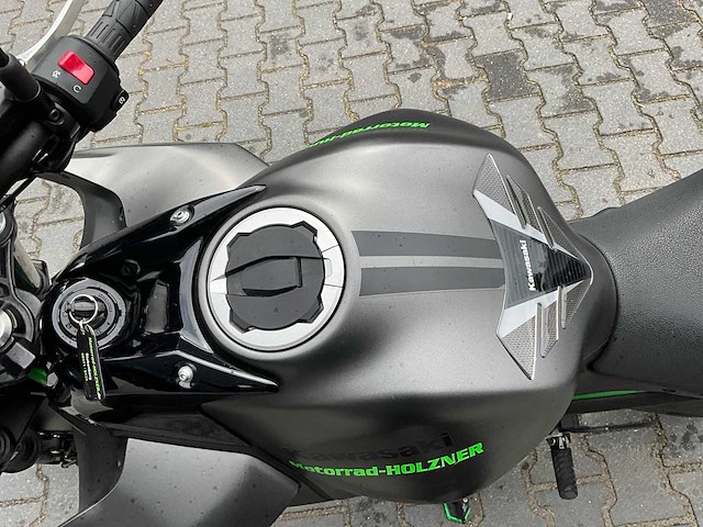 2023 kawasaki z650 motorfiets - afbeelding 2 van  17