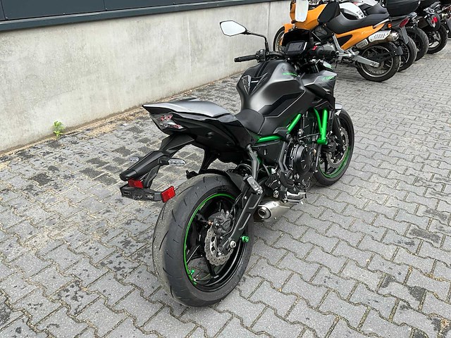 2023 kawasaki z650 motorfiets - afbeelding 11 van  17