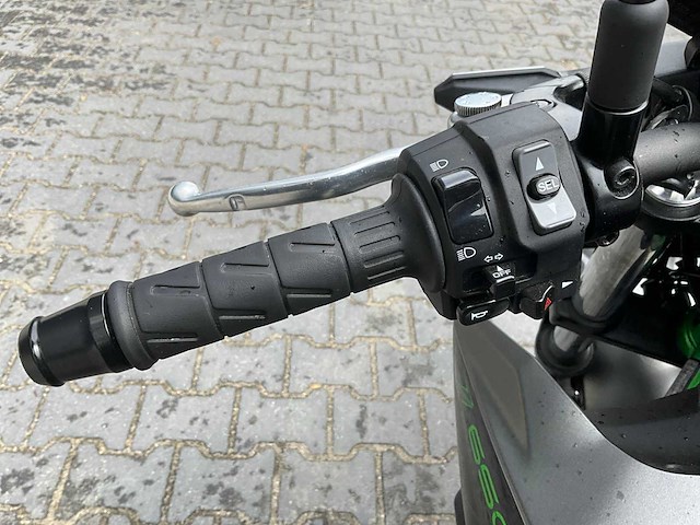 2023 kawasaki z650 motorfiets - afbeelding 16 van  17