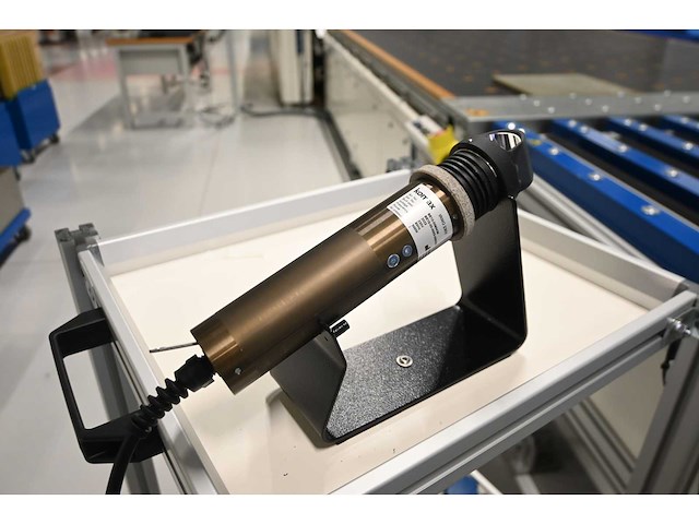 2023 komax irmo 230v infrarood krimpapparaat inclusief komax irdc-2000 exmore infrarood krimp controller en rimas magazijnwagen - afbeelding 3 van  9