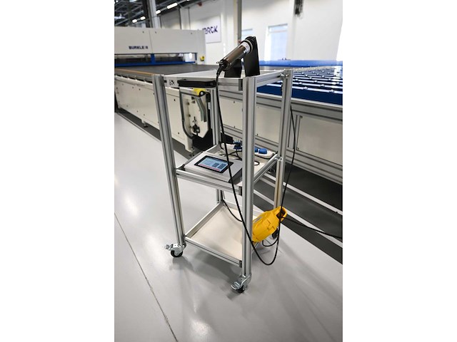 2023 komax irmo 230v infrarood krimpapparaat inclusief komax irdc-2000 exmore infrarood krimp controller en rimas magazijnwagen - afbeelding 9 van  9