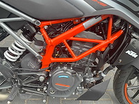 2023 ktm - 125 duke - motorcycle - afbeelding 3 van  15