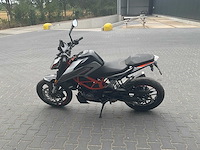 2023 ktm - 125 duke - motorcycle - afbeelding 9 van  15