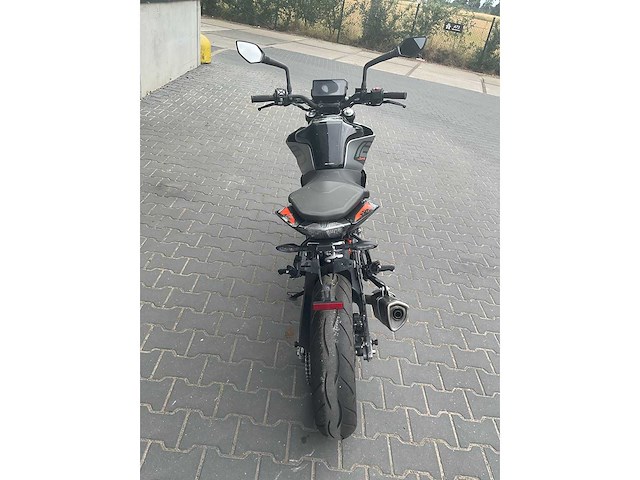2023 ktm - 125 duke - motorcycle - afbeelding 14 van  15