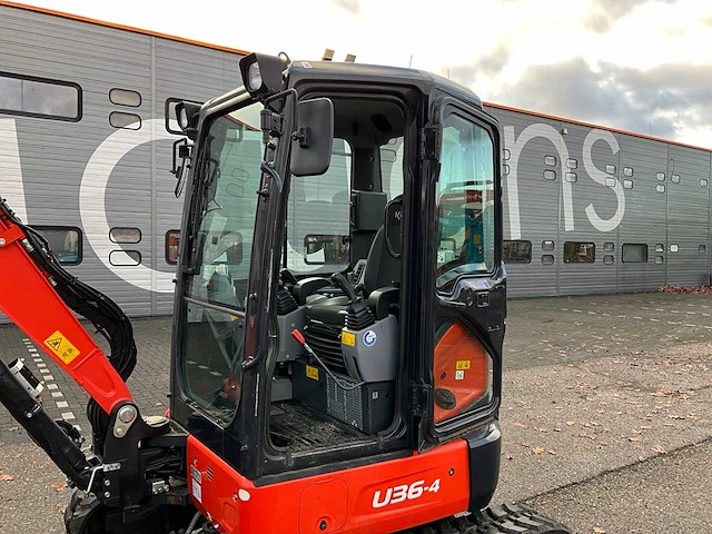 2023 kubota u36-4 hi spec minigraver - afbeelding 17 van  36