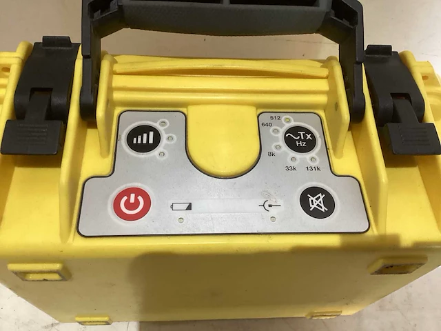 2023 leica da 220 signaalgenerator - afbeelding 3 van  5
