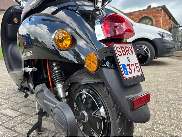 2023 leone arrow black shiny e-scooter - afbeelding 3 van  22