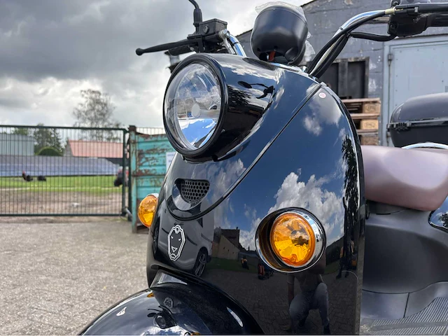 2023 leone arrow black shiny e-scooter - afbeelding 20 van  22
