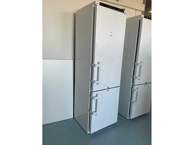 2023 liebherr lcv 4010 mediline laboratorium koelkast/vriezer combinatie - afbeelding 2 van  9