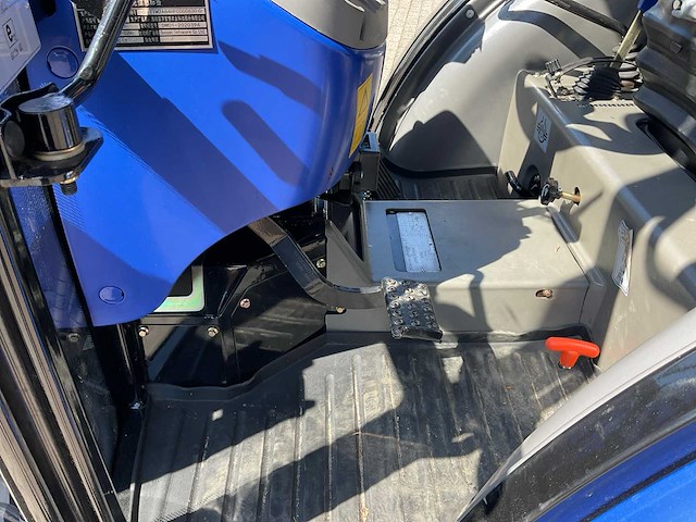 2023 lovol m404 compacttractor - afbeelding 21 van  43