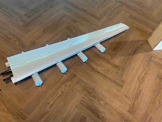 2023 maeve 01 propellor vliegtuigmodel - afbeelding 2 van  7