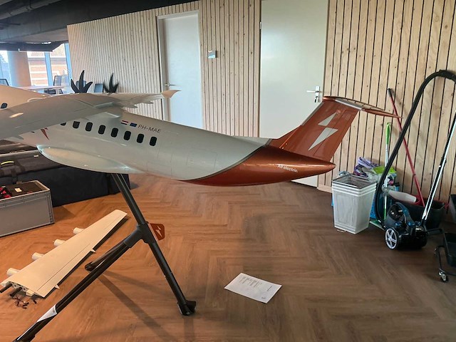 2023 maeve 01 propellor vliegtuigmodel - afbeelding 5 van  7