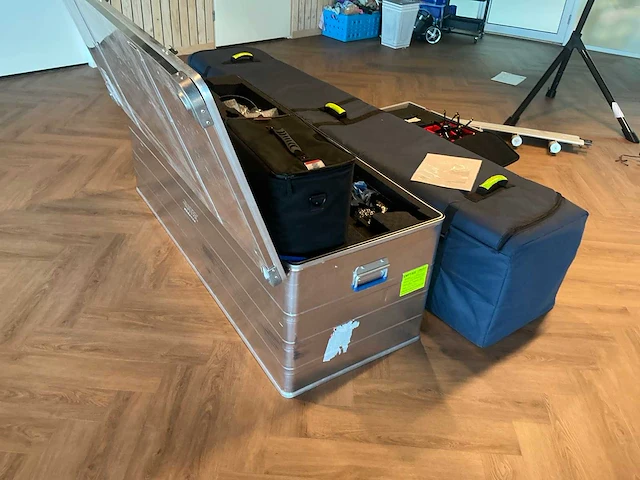 2023 maeve 01 propellor vliegtuigmodel - afbeelding 9 van  23
