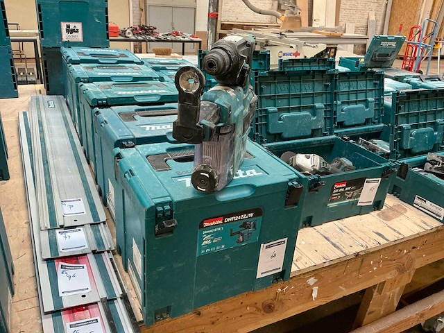 2023 makita dhr242 combihamer met stofafzuiging - afbeelding 1 van  3