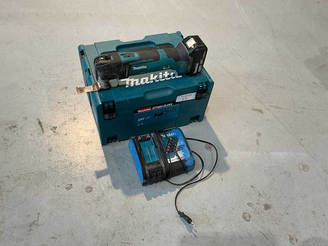 2023 makita dtm51 multitool - afbeelding 1 van  4