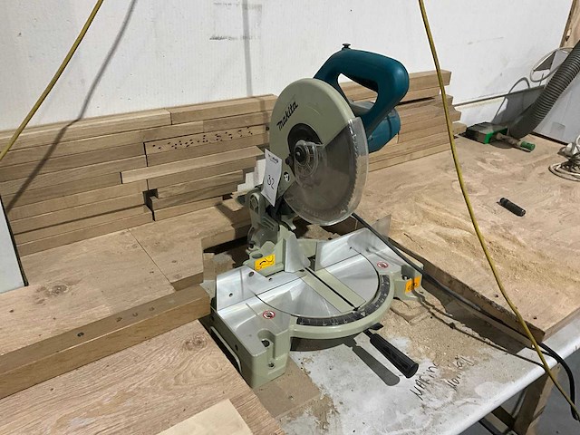 2023 makita ls1040 afkortzaag - afbeelding 1 van  4